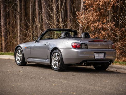 Used 2001 Honda S2000 image 5