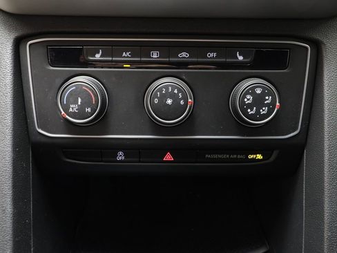 Used 2023 Volkswagen Atlas Cross Sport SE AWD/4WD image 11