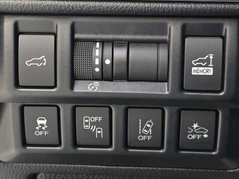 Used 2019 Subaru Outback 3.6R Limited w/ Popular Package #2 AWD/4WD image 17