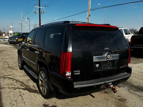 Used 2009 Cadillac Escalade AWD image 38