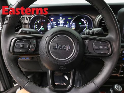 Used 2023 Jeep Wrangler Unlimited w/ Cold Weather Group AWD/4WD image 10