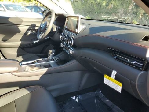 New 2025 Nissan Sentra SR w/ SR Premium Package image 31