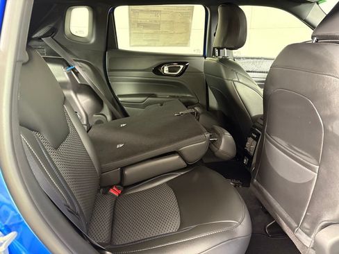 New 2026 Jeep Compass Latitude AWD/4WD image 13