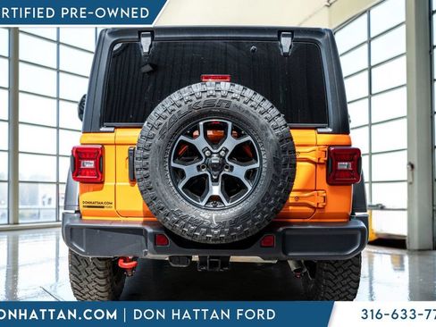 Used 2025 Jeep Wrangler Unlimited Rubicon w/ Convenience Group AWD/4WD image 33