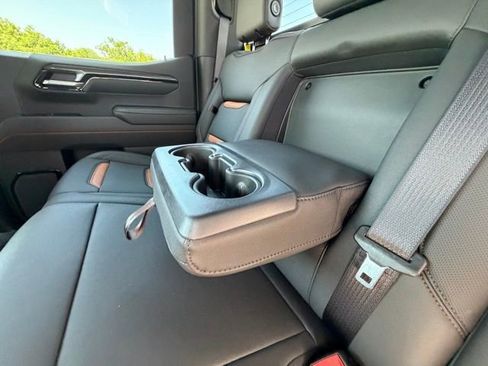 New 2026 GMC Sierra 1500 AT4 AWD/4WD image 28