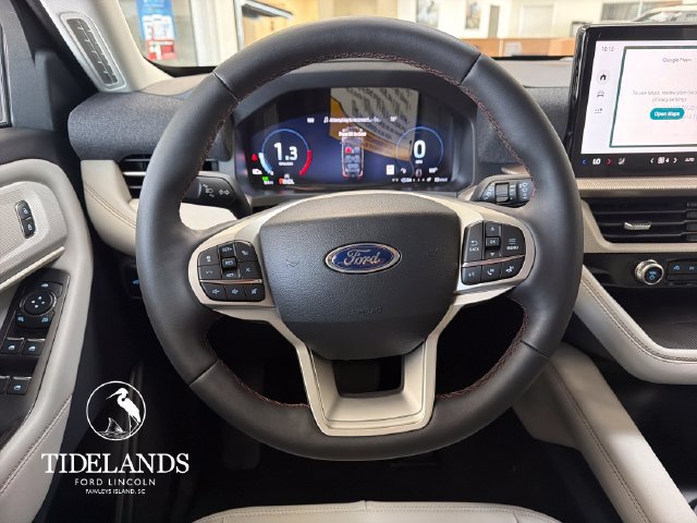 New 2026 Ford Explorer Active w/ Active Comfort Package RWD image 17