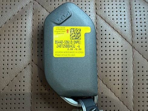 Used 2025 Kia Telluride SX Prestige X-Pro image 30