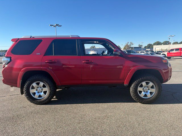 Used 2016 Toyota 4Runner SR5 Premium RWD image 2