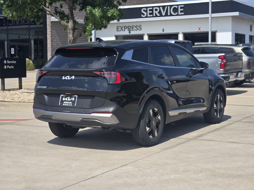 New 2026 Kia Sportage LX w/ LX Convenience Package FWD image 4