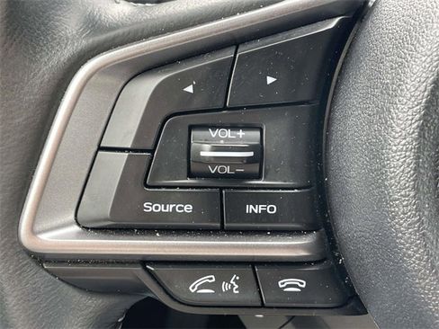 Used 2023 Subaru Forester Premium image 31
