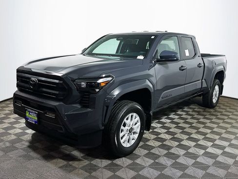 New 2026 Toyota Tacoma SR5 AWD/4WD image 4