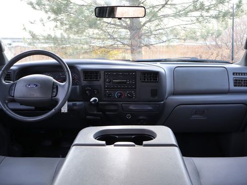 Used 2003 Ford F350 Lariat image 16