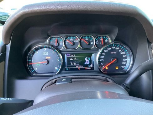 Used 2018 GMC Yukon XL SLT w/ Open Road Package image 8