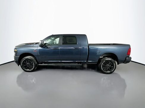 New 2026 RAM 2500 Laramie AWD/4WD image 4