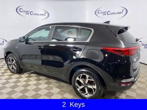 Used 2020 Kia Sportage LX AWD/4WD image 4