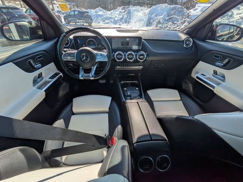 Used 2021 Mercedes-Benz GLA 45 AMG 4MATIC image 31