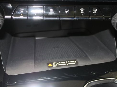 New 2026 Chevrolet Traverse LT w/ Sun and Wheel Package FWD image 44
