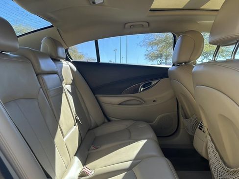 Used 2010 Buick LaCrosse CXS image 13