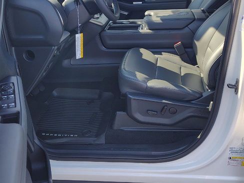 New 2026 Ford Expedition Active AWD/4WD image 22