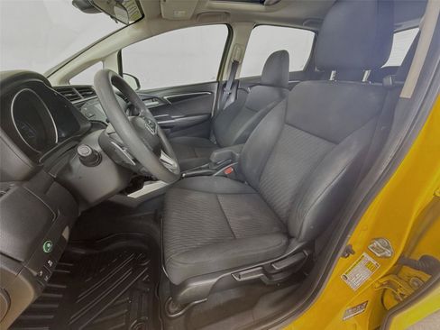 Used 2018 Honda Fit EX image 5