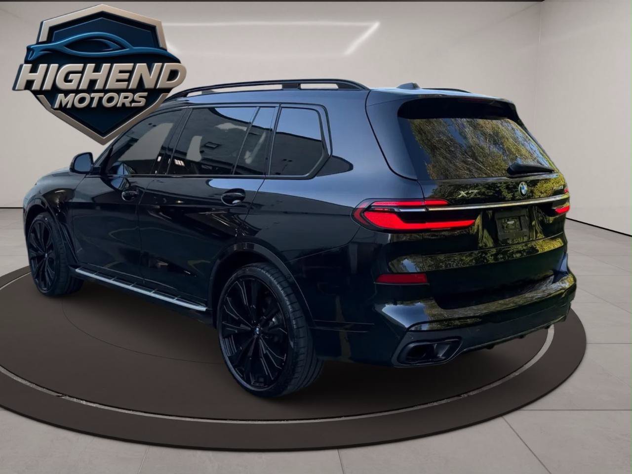 Used 2023 BMW X7 xDrive40i w/ Executive Package AWD/4WD image 4