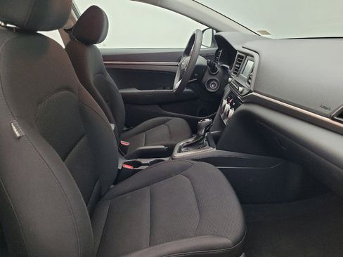 Used 2019 Hyundai Elantra SE w/ Cargo Package FWD image 21