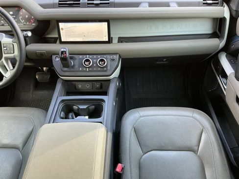Used 2023 Land Rover Defender 110 SE AWD/4WD image 15
