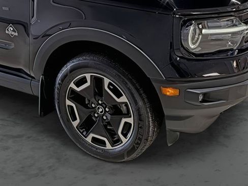 Used 2022 Ford Bronco Sport Outer Banks w/ Tech Package AWD/4WD image 15