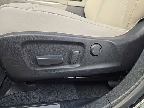 Used 2022 Lexus RX 350L Premium image 13