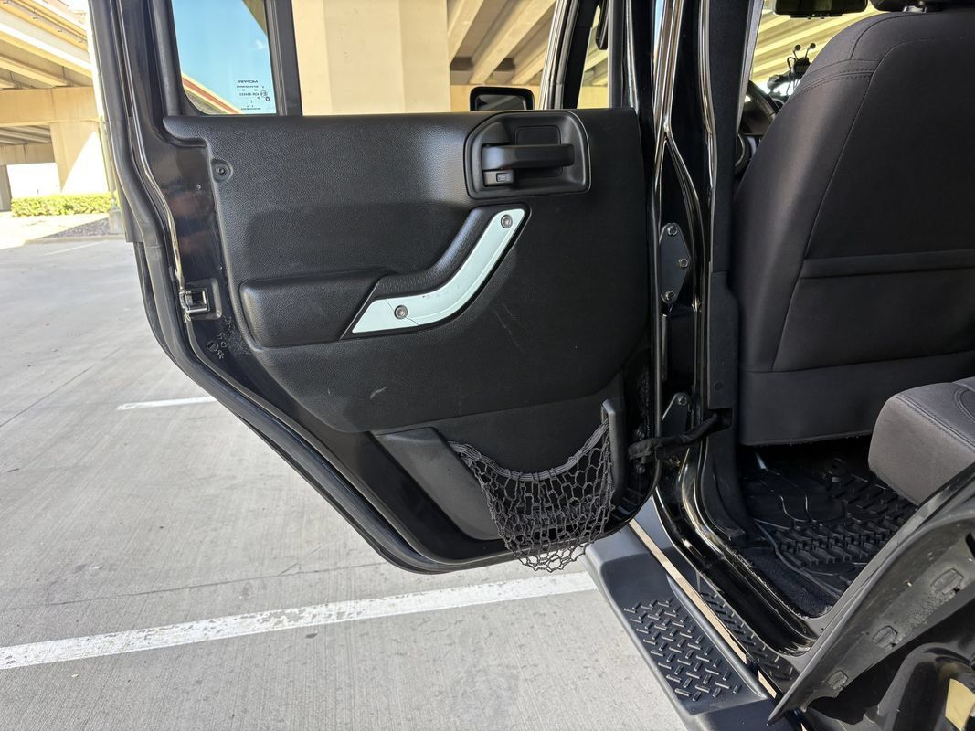 Used 2017 Jeep Wrangler Unlimited Sport w/ Quick Order Package 24S AWD/4WD image 20