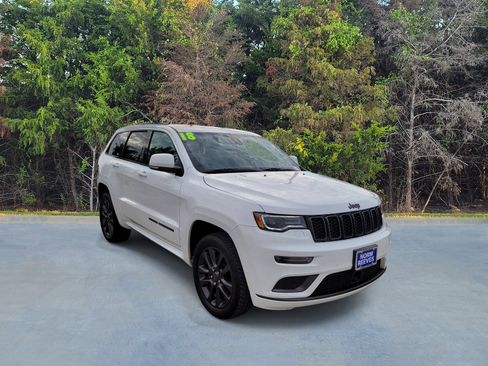 Used 2018 Jeep Grand Cherokee High Altitude AWD/4WD image 16