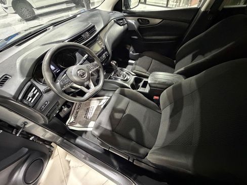 Used 2017 Nissan Rogue Sport S w/ S Appearance Package FWD image 24