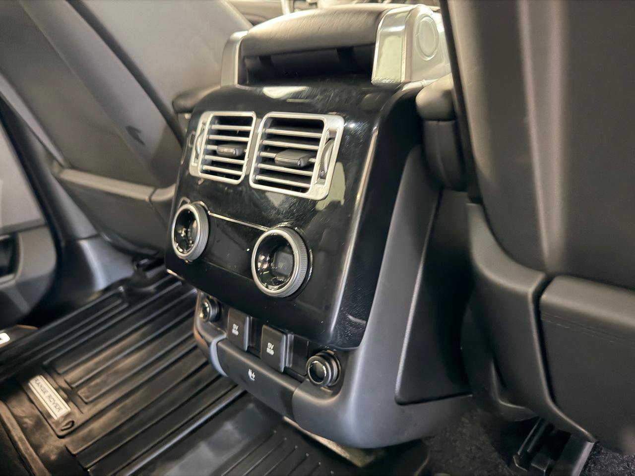 Used 2019 Land Rover Range Rover HSE AWD/4WD image 35