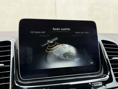 Used 2019 Mercedes-Benz GLS 450 4MATIC image 12