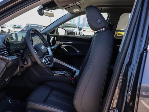 New 2025 Audi Q5 Premium image 22