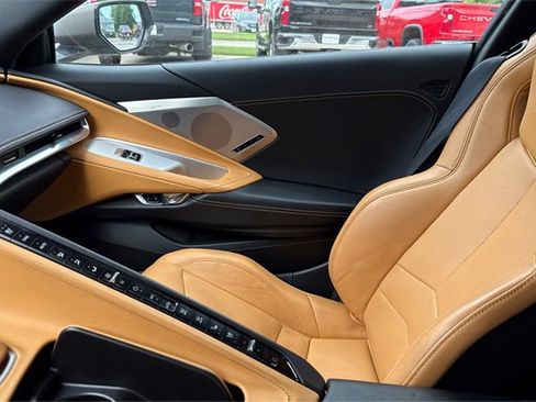 Used 2020 Chevrolet Corvette Stingray Preferred Cpe w/ 2LT Preferred Equipment Group image 17