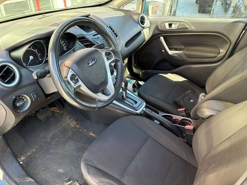 Used 2016 Ford Fiesta SE image 5