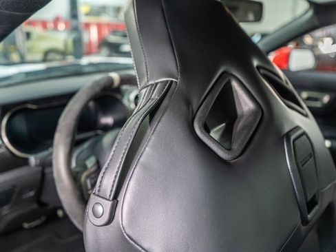 Used 2022 Ford Mustang Shelby GT500 w/ Carbon Fiber Track Pack image 26