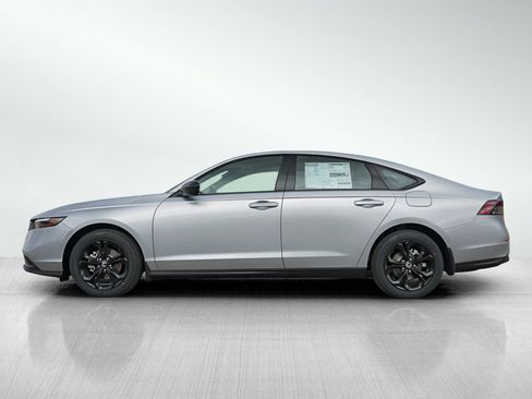 New 2025 Honda Accord SE image 4