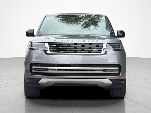 Used 2025 Land Rover Range Rover SE AWD/4WD image 8