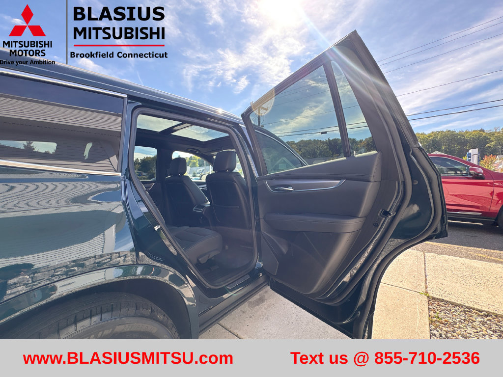 Used 2024 Cadillac XT6 Luxury AWD/4WD image 42