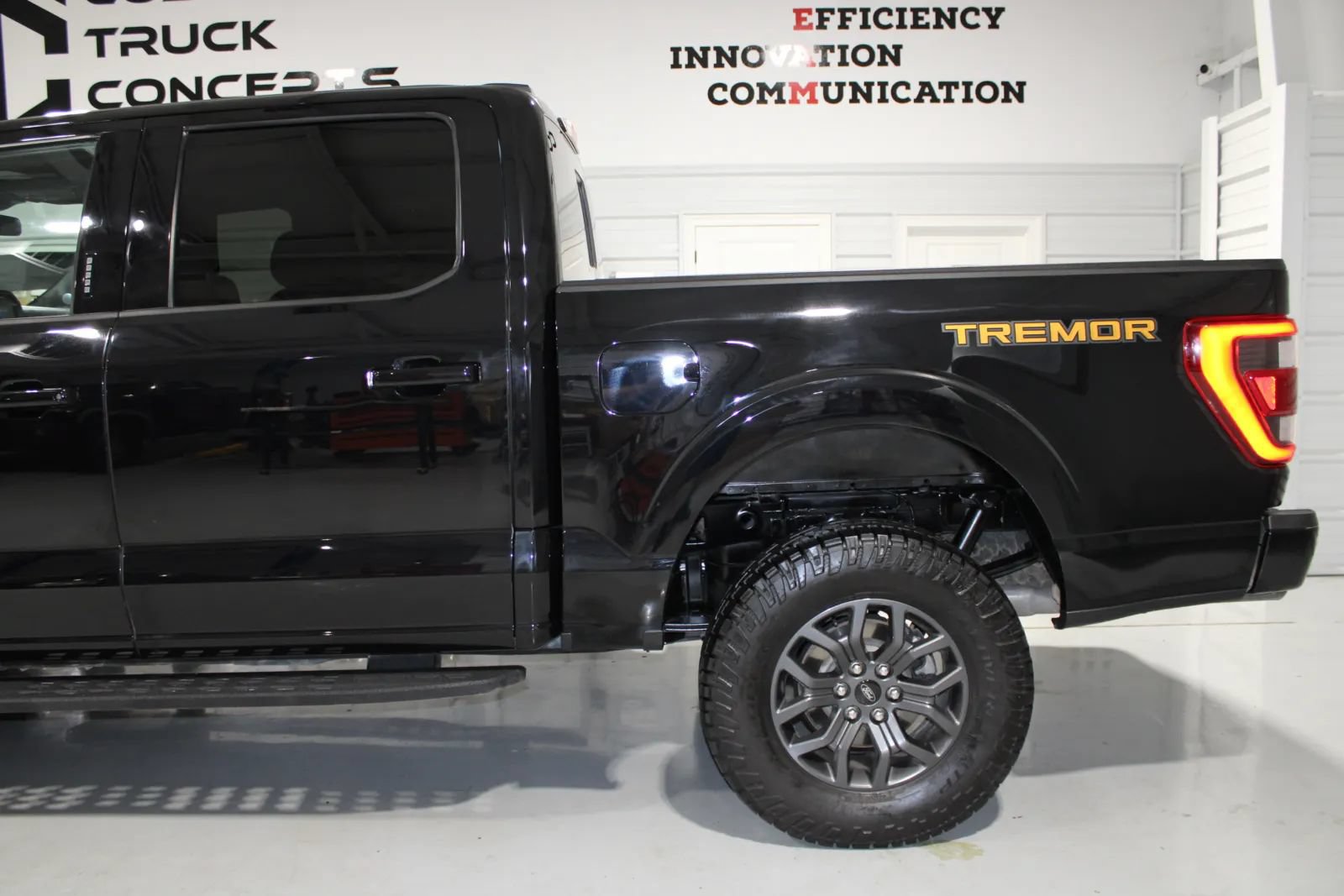 Used 2023 Ford F150 Tremor w/ Equipment Group 402A High AWD/4WD image 33