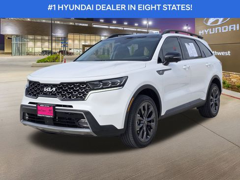 Used 2023 Kia Sorento SX Prestige image 2