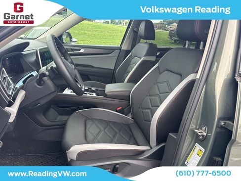 Used 2026 Volkswagen Atlas Peak Edition AWD/4WD image 10