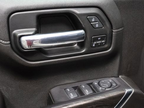 Used 2021 Chevrolet Silverado 1500 LTZ image 24