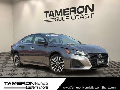 Used 2025 Nissan Altima 2.5 SV