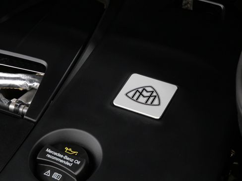 Used 2025 Mercedes-Benz Maybach GLS 600 4MATIC image 63