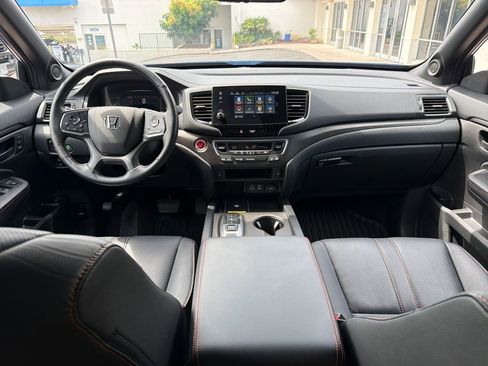 Used 2024 Honda Passport TrailSport image 15