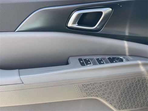 New 2026 Kia Carnival LXS image 26