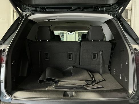 Used 2021 Chevrolet Traverse LT AWD/4WD image 26